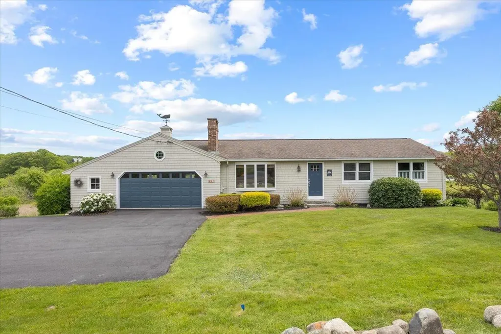 207 Spurwink Road Scarborough ME 04074