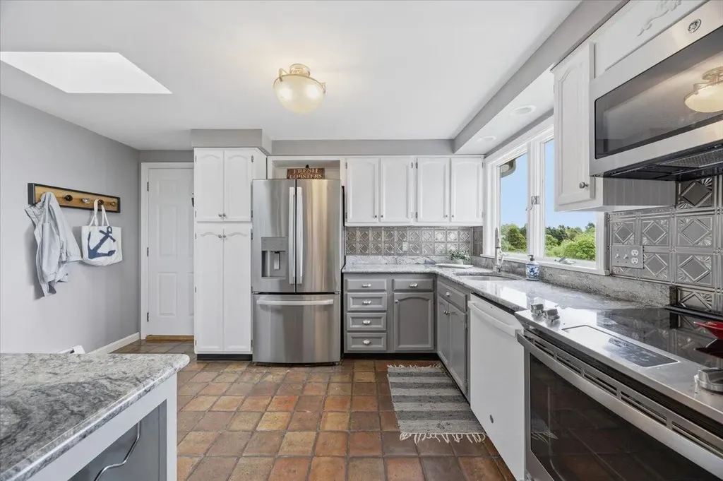 207 Spurwink Road Scarborough ME 04074