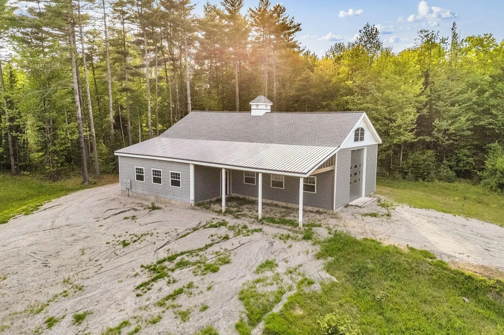 773 Main Street Hartford ME 04220