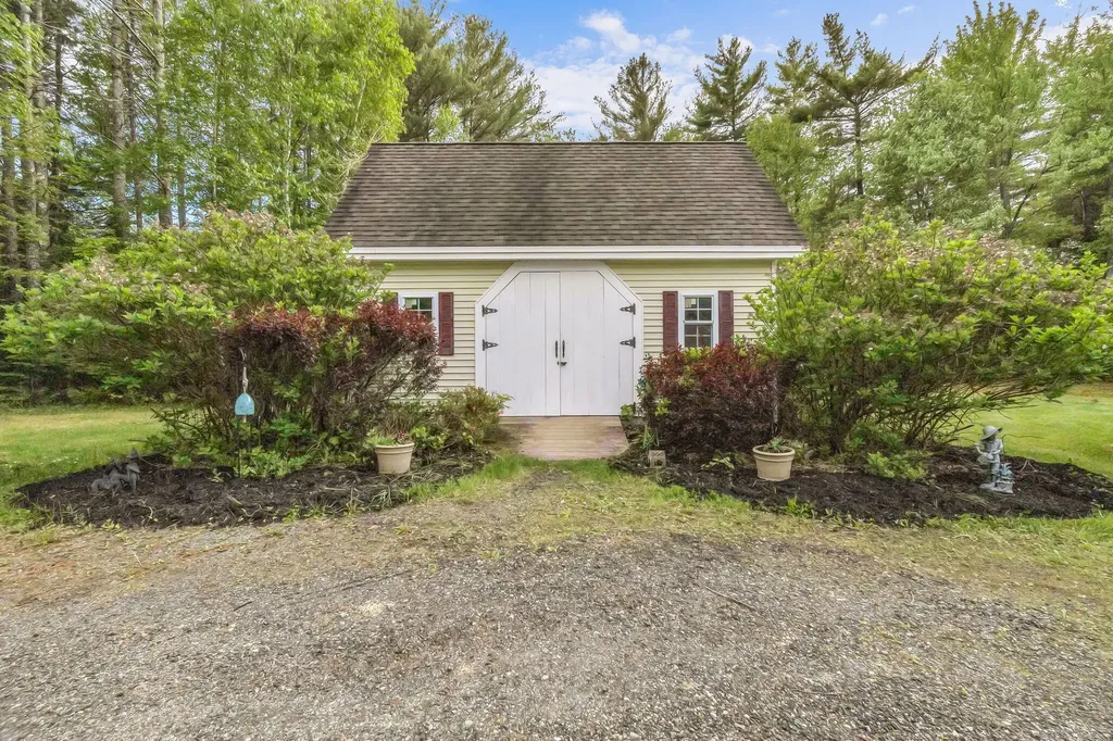 773 Main Street Hartford ME 04220