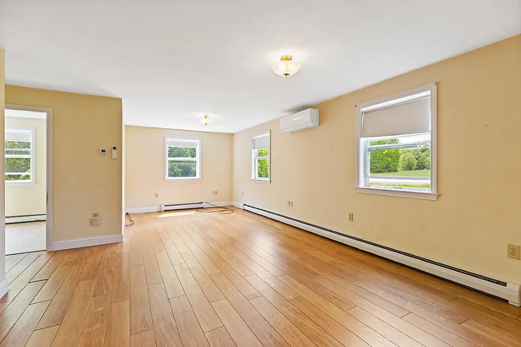 2525 W River Road Sidney ME 04330