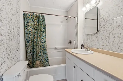 2525 W River Road Sidney ME 04330