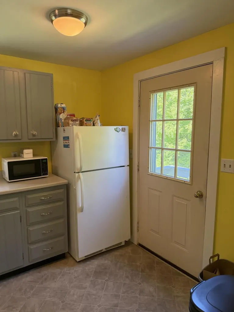 11 Mayo Street Dover-foxcroft ME 04426