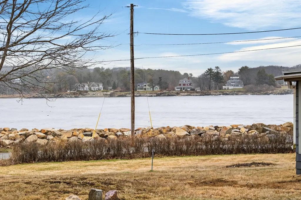 33 Bay Haven Road York ME 03909