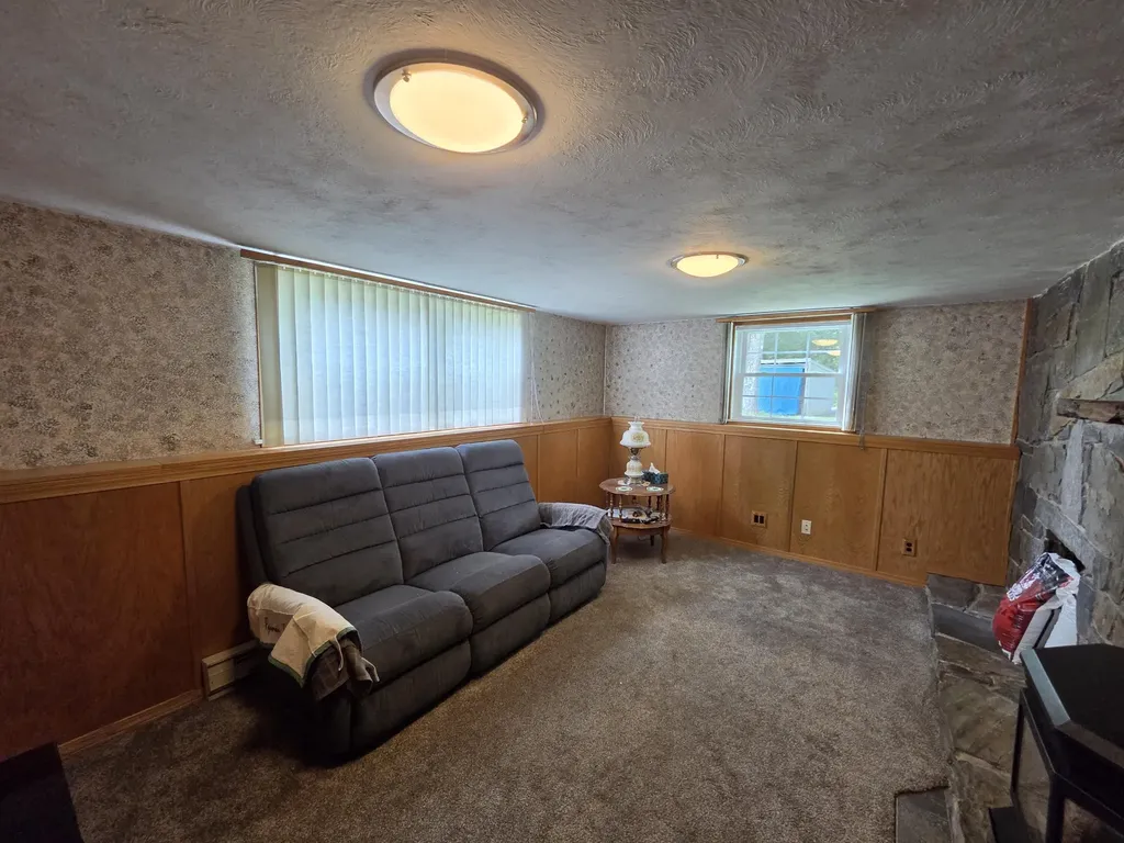 1333 Federal Road Livermore ME 04253