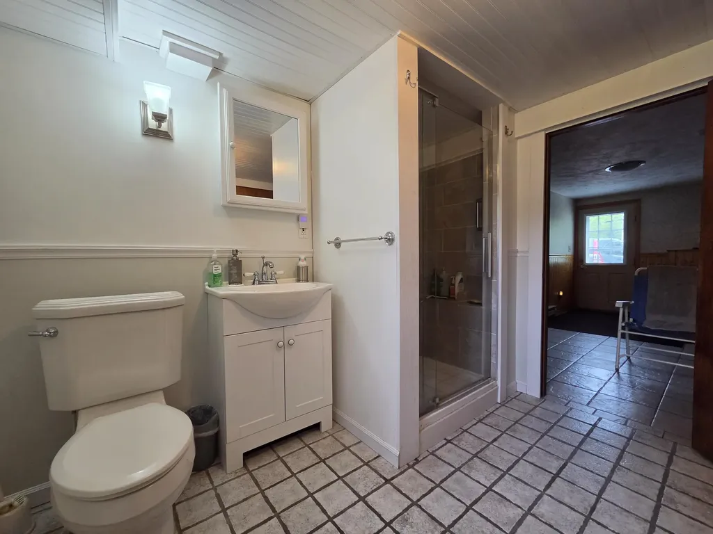 1333 Federal Road Livermore ME 04253