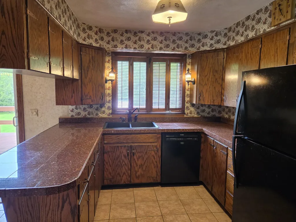 1333 Federal Road Livermore ME 04253