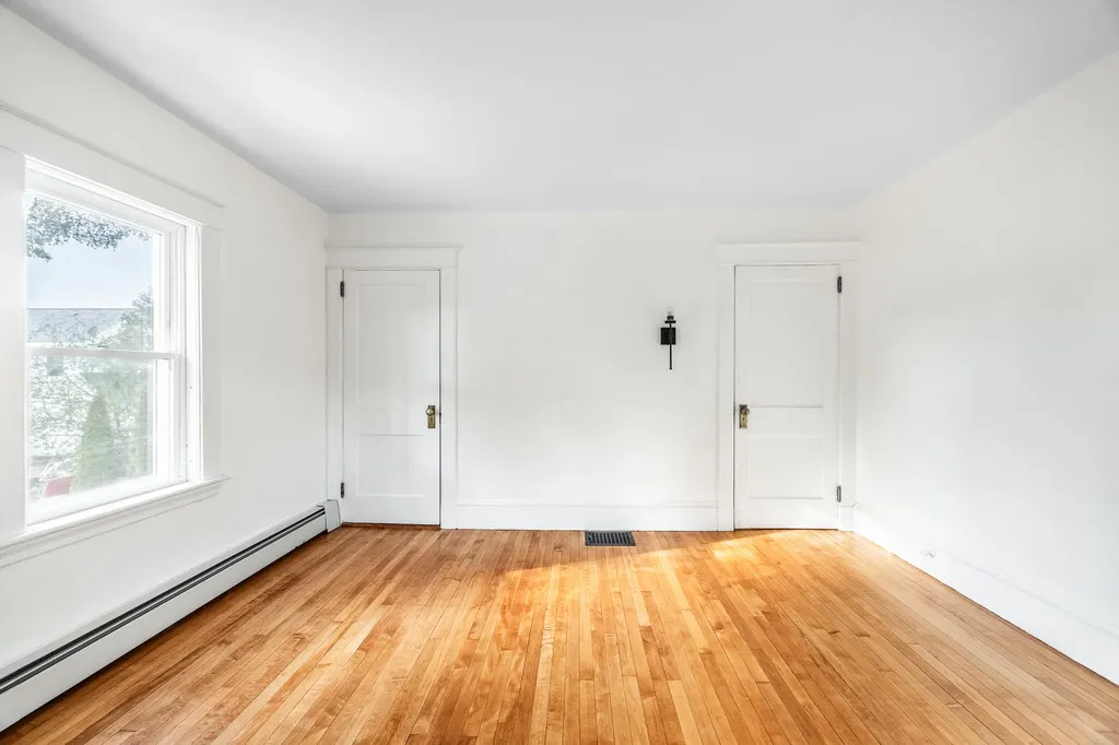 26 Webster Avenue N Bangor ME 04401
