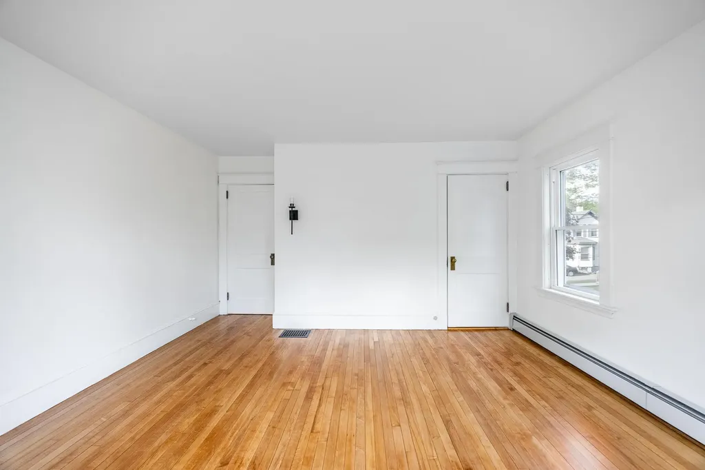 26 Webster Avenue N Bangor ME 04401