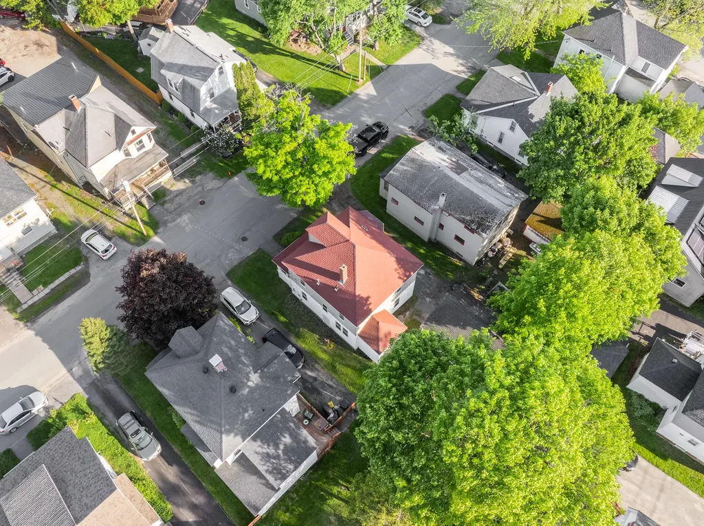 26 Webster Avenue N Bangor ME 04401