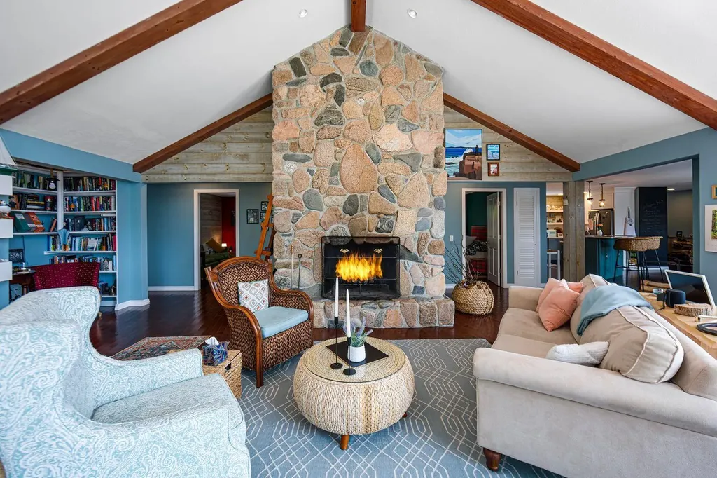 139 Spruce Lane Winter Harbor ME 04693