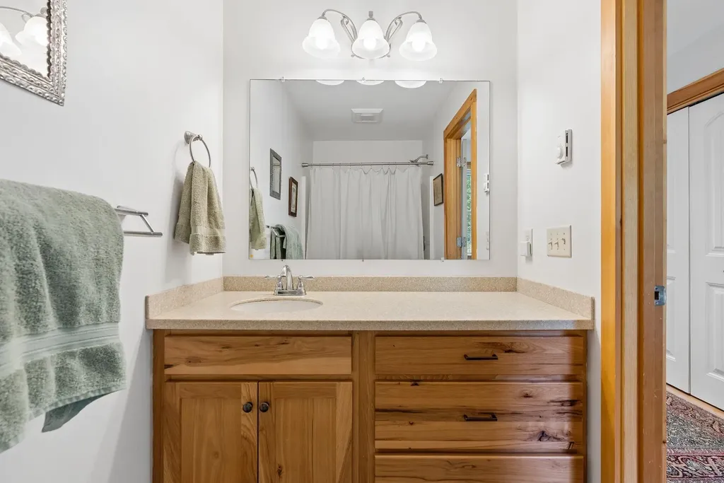 20 Bradley Ridge Lane Topsham ME 04086