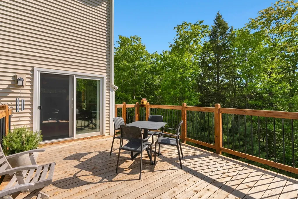 20 Bradley Ridge Lane Topsham ME 04086