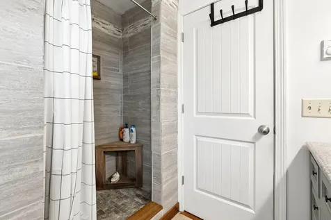 20 Bradley Ridge Lane Topsham ME 04086