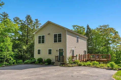 20 Bradley Ridge Lane Topsham ME 04086