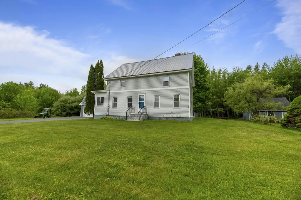 809 Edinburg Road Edinburg ME 04448