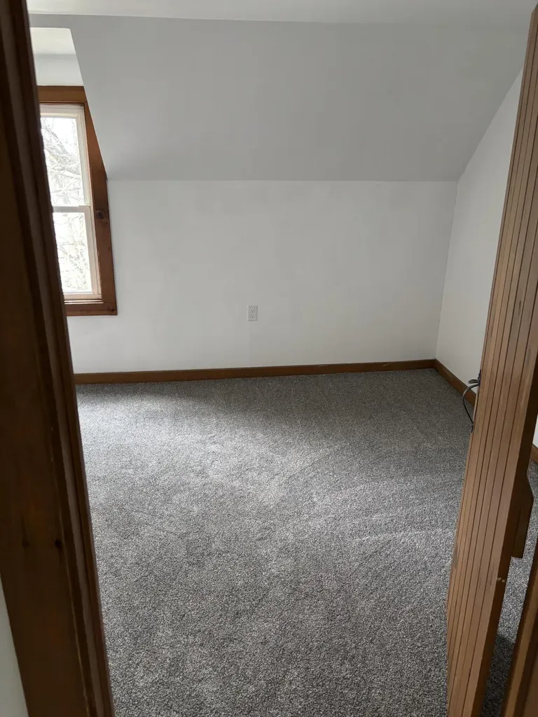 8 Walker Avenue Norway ME 04268