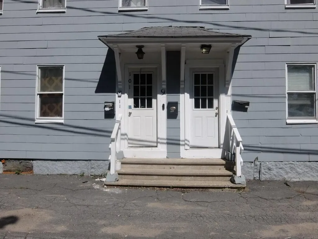 9 Hazel Street Biddeford ME 04005