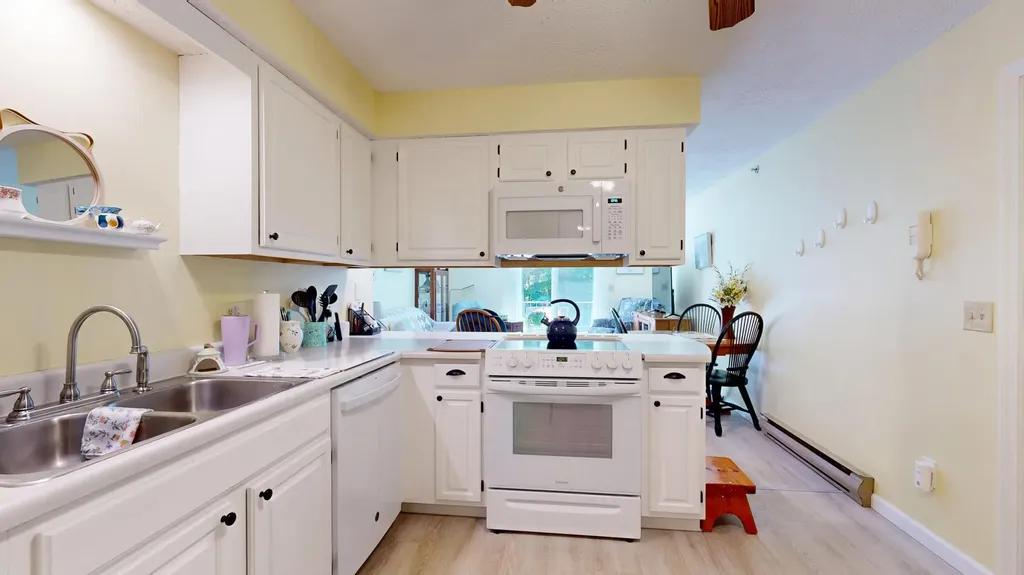 39 Albert Avenue Augusta ME 04330