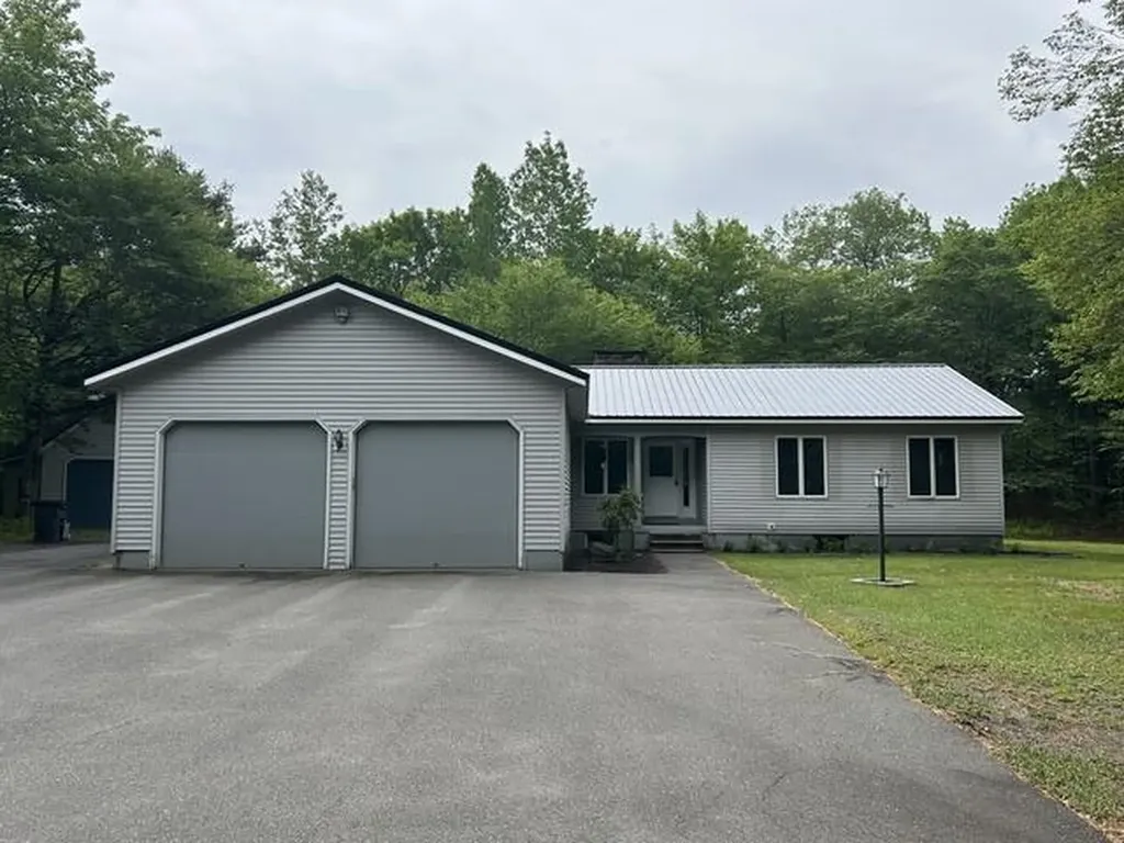 536 Park Street Milo ME 04463