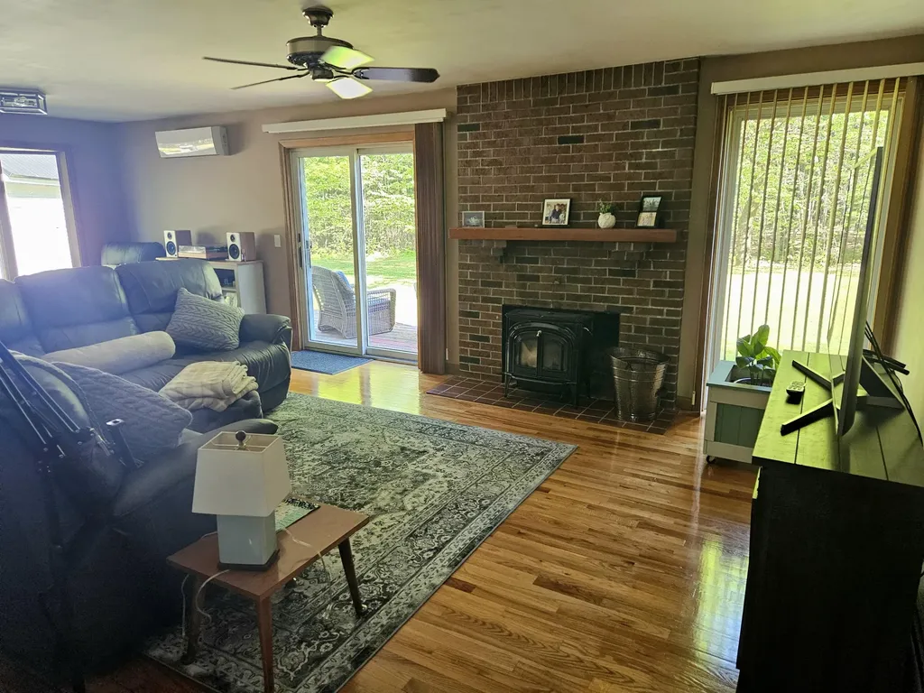 536 Park Street Milo ME 04463