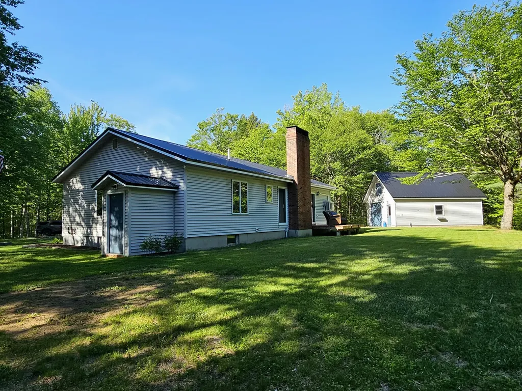 536 Park Street Milo ME 04463
