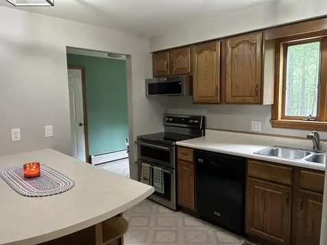 536 Park Street Milo ME 04463