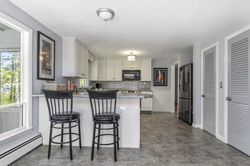 87 Ocean House Road Cape Elizabeth ME 04107