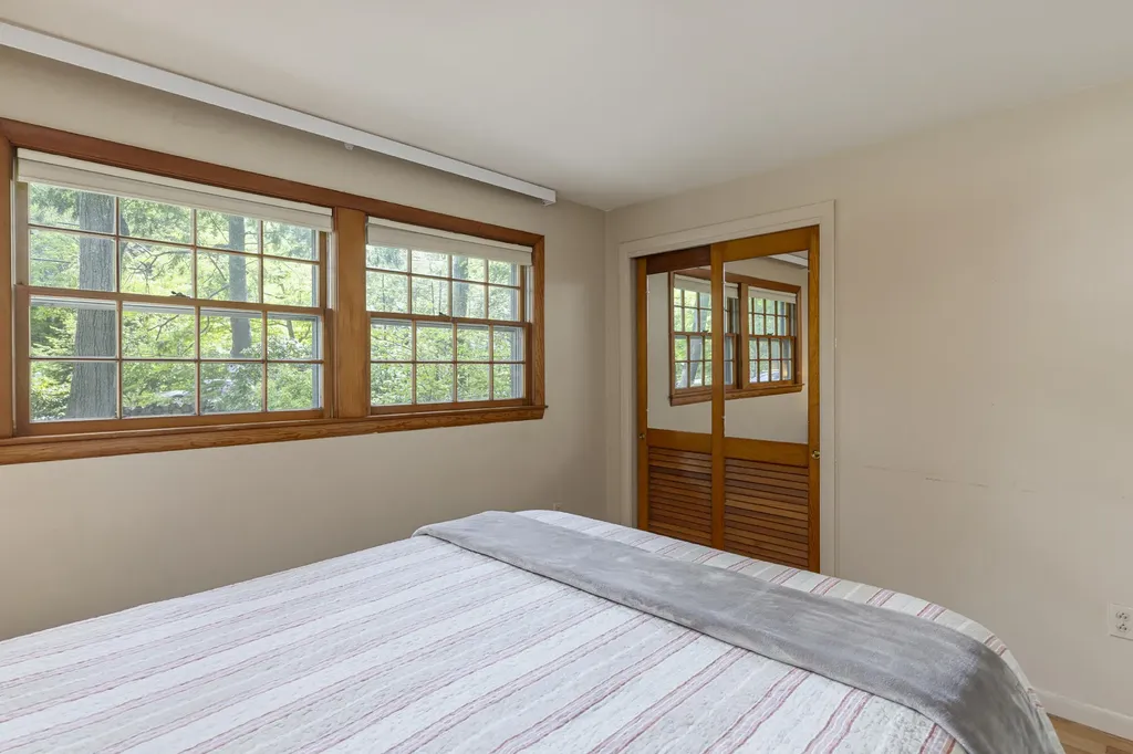 87 Ocean House Road Cape Elizabeth ME 04107