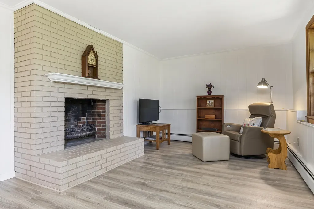 87 Ocean House Road Cape Elizabeth ME 04107