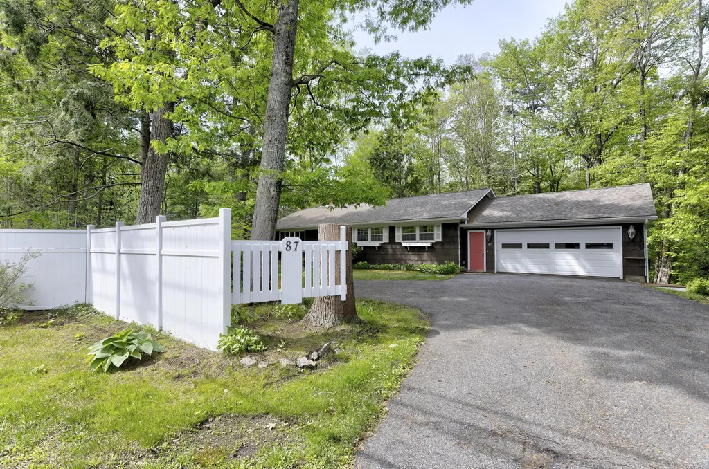 87 Ocean House Road Cape Elizabeth ME 04107