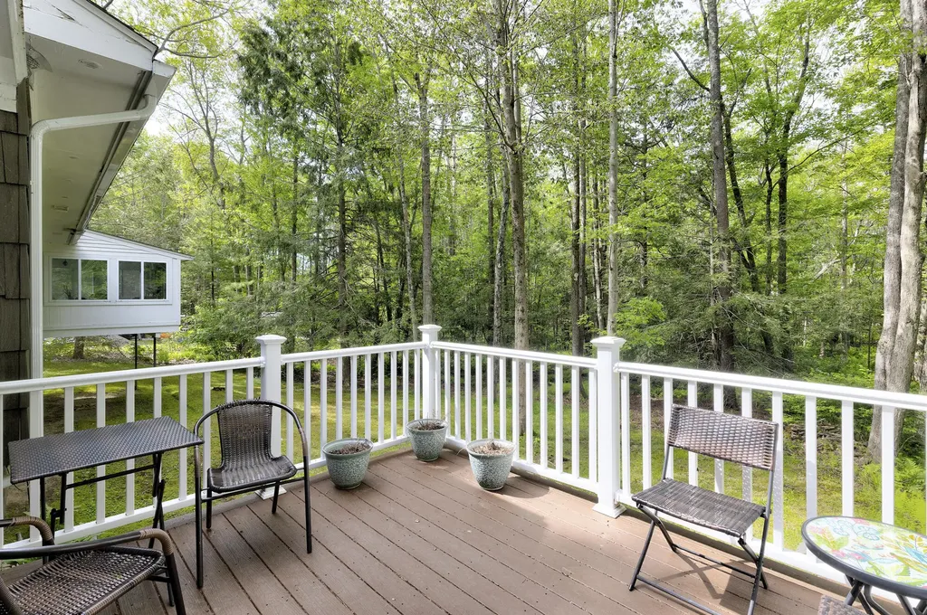 87 Ocean House Road Cape Elizabeth ME 04107