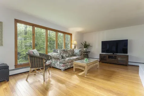 87 Ocean House Road Cape Elizabeth ME 04107