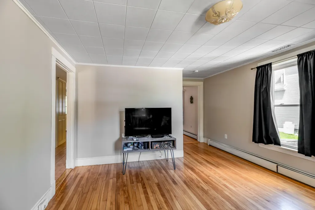53 Linden Street Bangor ME 04401