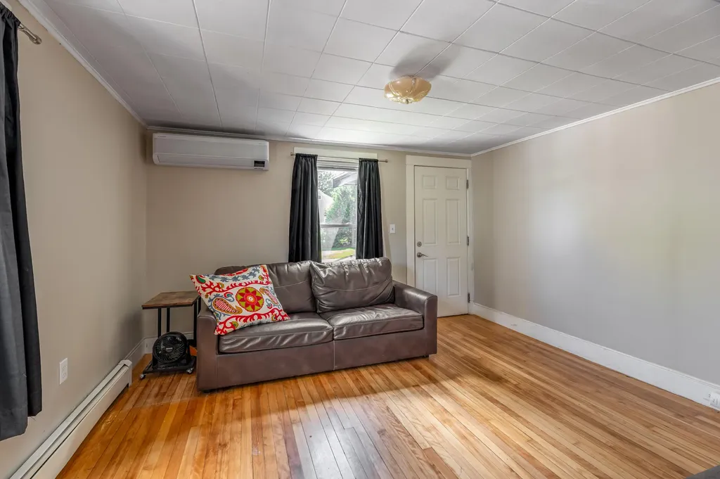 53 Linden Street Bangor ME 04401