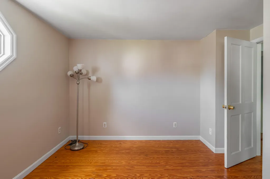 53 Linden Street Bangor ME 04401