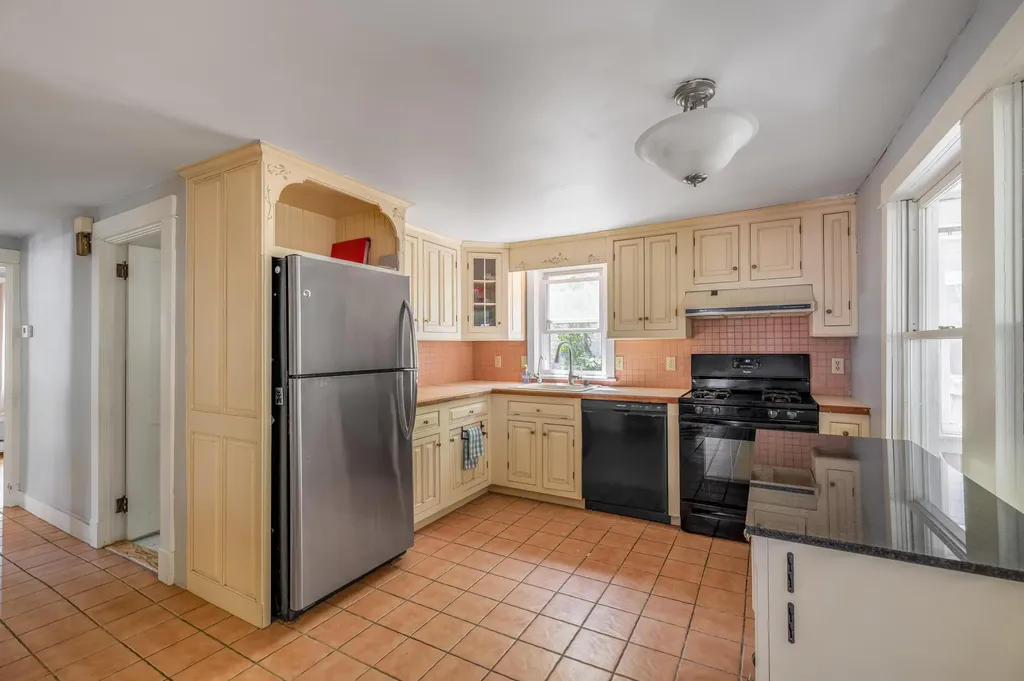 53 Linden Street Bangor ME 04401
