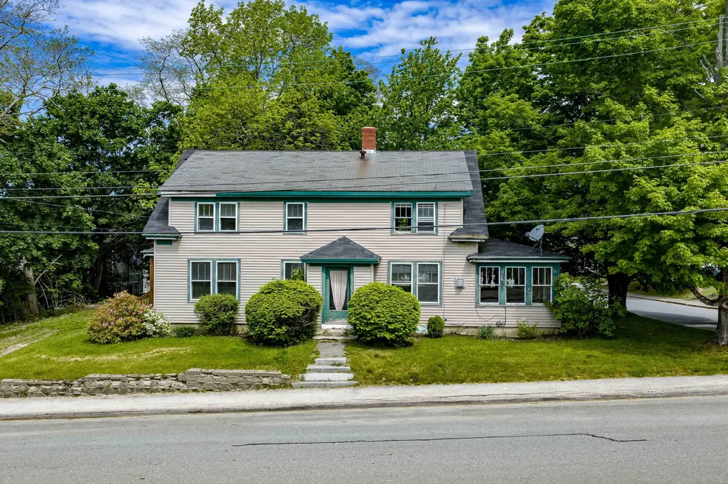 24 Pine Street Ellsworth ME 04605