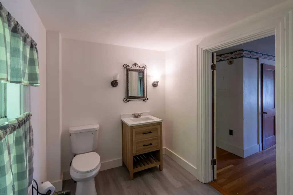 24 Pine Street Ellsworth ME 04605