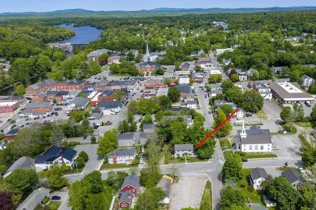 24 Pine Street Ellsworth ME 04605