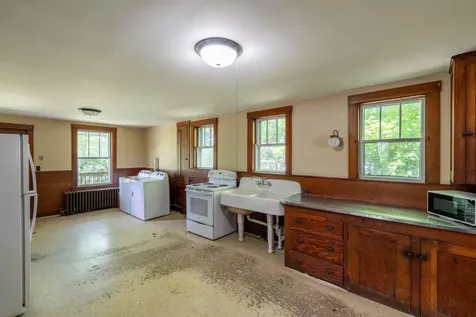24 Pine Street Ellsworth ME 04605