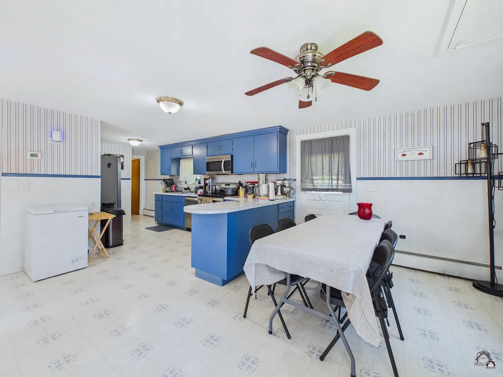 1 Janabye Lane Hallowell ME 04347