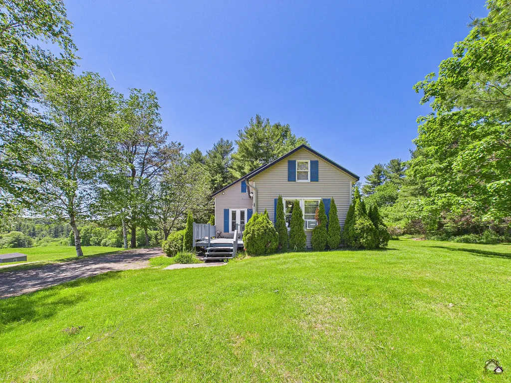 1 Janabye Lane Hallowell ME 04347