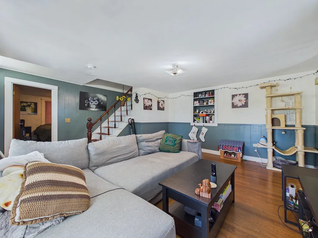 1 Janabye Lane Hallowell ME 04347
