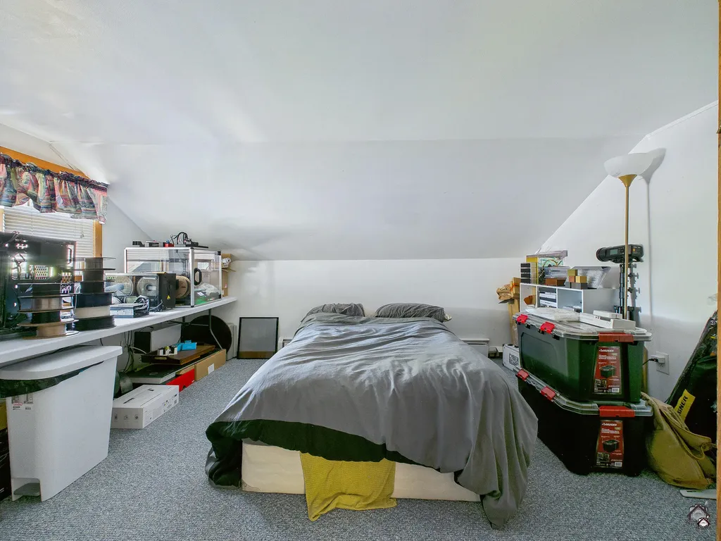 1 Janabye Lane Hallowell ME 04347