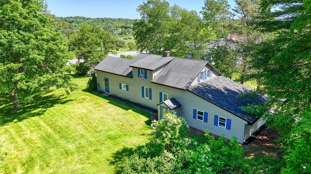 1 Janabye Lane Hallowell ME 04347