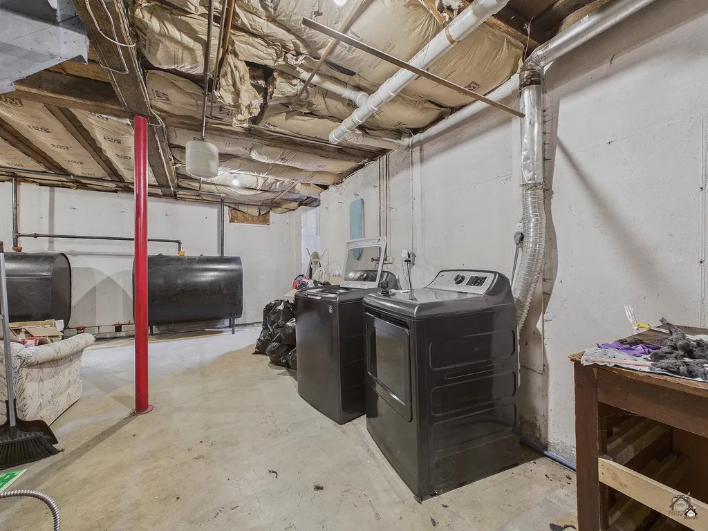 1 Janabye Lane Hallowell ME 04347