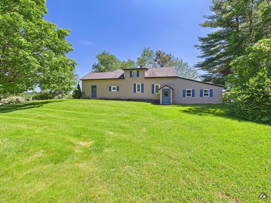 1 Janabye Lane Hallowell ME 04347