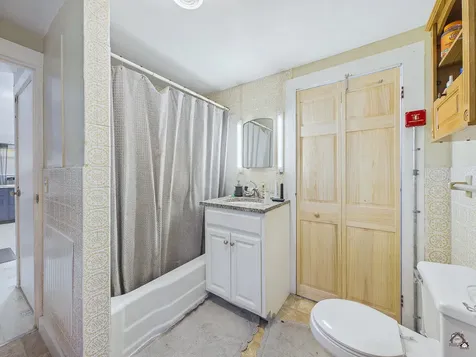 1 Janabye Lane Hallowell ME 04347