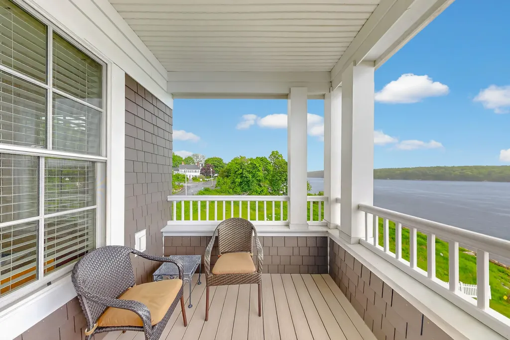285 Front Street Bath ME 04530